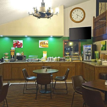 阿奇森品质酒店 Atchison 外观 照片